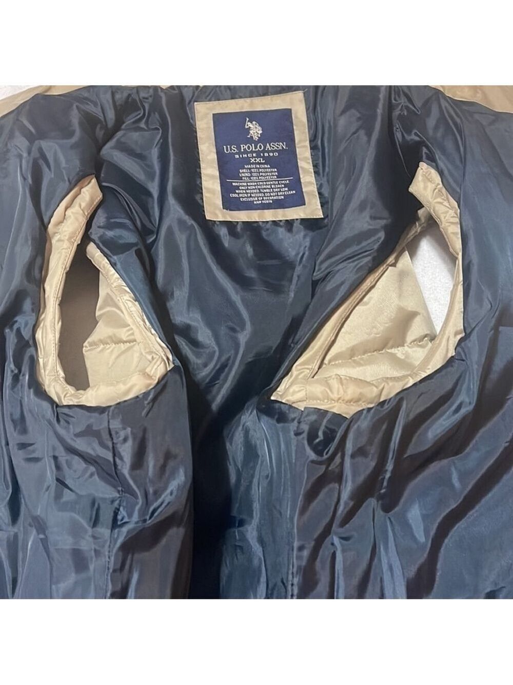 USPA US Polo ASSN. Puffer Vest Men's XXL Zip Up Tan/Khaki and Navy - Picture 7 of 8